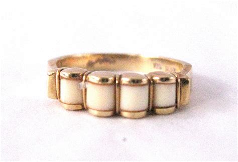 italy 750 gold ring